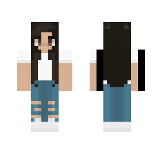 » White tee Girl «