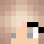 Cute crop top with ripped jeans - Female Minecraft Skins - image 3
