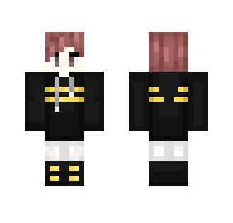 ! Bee ! Red hair !