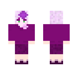 Effie Trinket --K